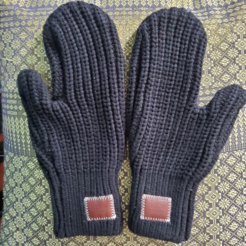 Love Your Melon Knit Mittens